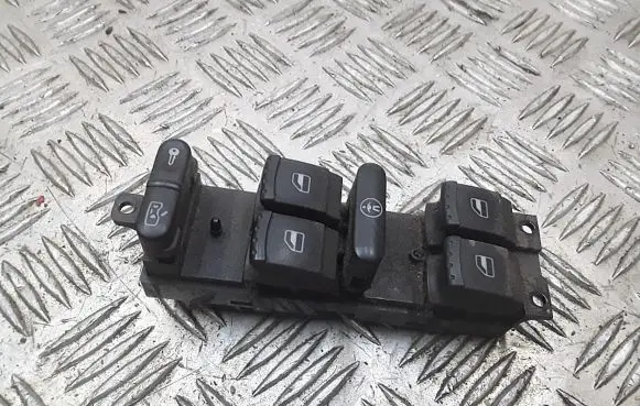 Volkswagen PASSAT B5.5 Electric window control switch 1j4959857