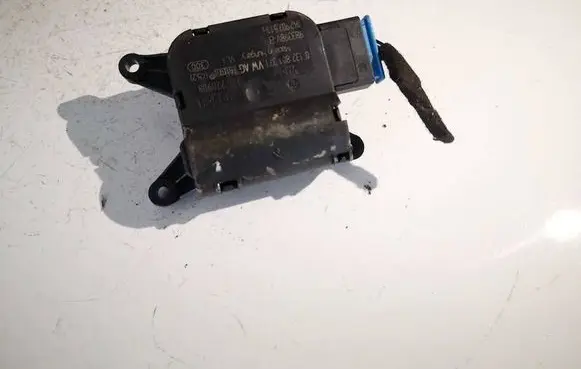Mitsubishi Lancer X Air flap motor/actuator 1k2907511h 0132801371