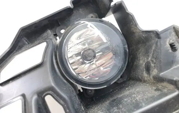 Citroen Berlingo Fog light bracket 9816770480 89211690
