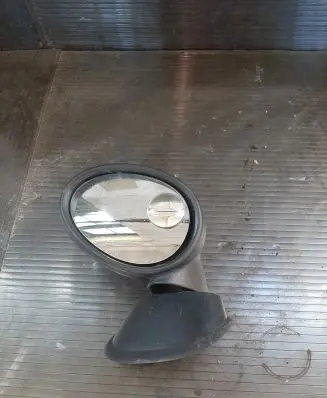 Mini Cooper Countryman R60 Front door electric wing mirror