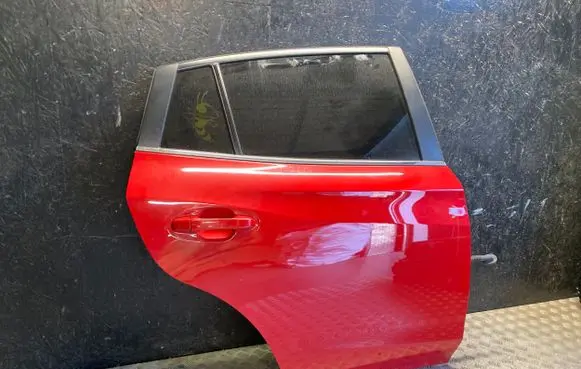 Subaru XV II Rear door
