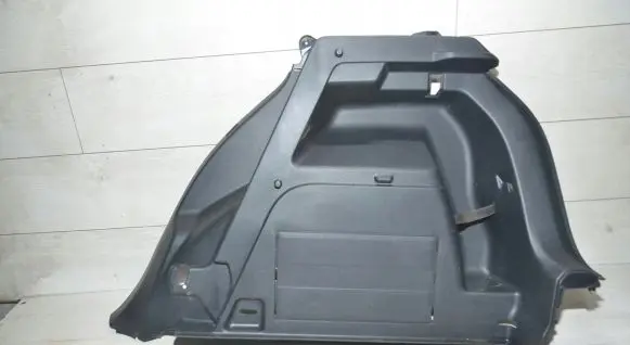 Skoda Fabia Mk3 (NJ) Trunk/boot lower side trim panel 6V6867428