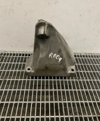 Mercedes-Benz S W221 Engine mounting bracket A2732230404