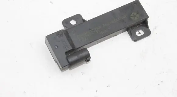 Jeep Cherokee Keyless system antenna P56046957AA