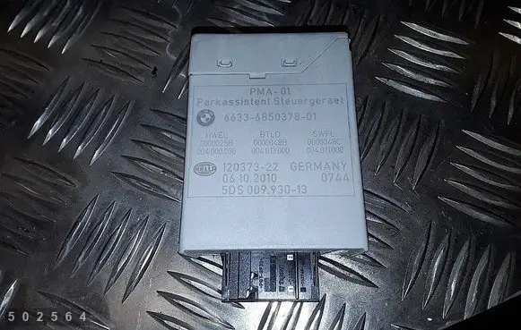 BMW 5 F10 F11 Parking PDC control unit/module 66336850378