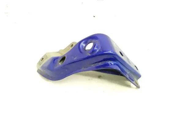 Toyota Hilux (AN120, AN130) Fender mounting bracket
