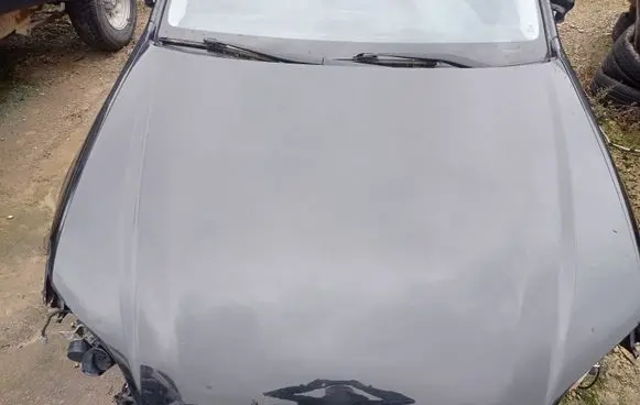 Subaru Legacy Engine bonnet/hood