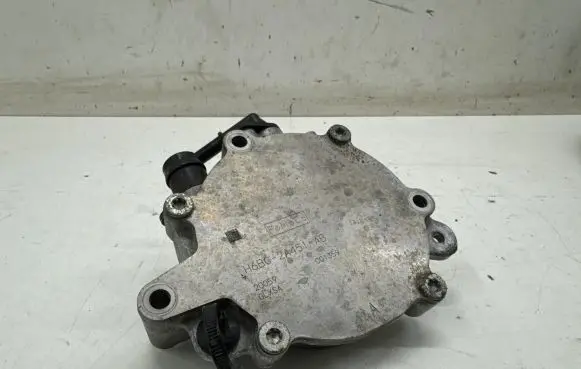 Vacuum pump