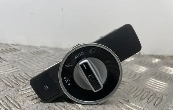 Mercedes-Benz C W204 Light switch A2129050551