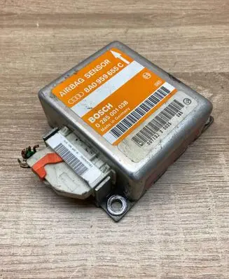 Audi A4 S4 B5 8D Airbag control unit/module 8A0959655C 0285001038