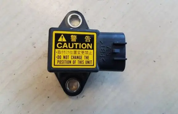 Toyota RAV 4 (XA20) Airbag deployment crash/impact sensor 8944160010