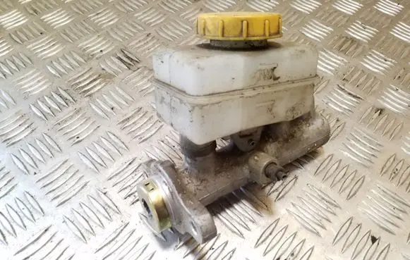 Subaru Forester SG Master brake cylinder