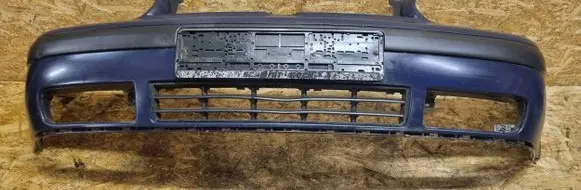 Volkswagen Golf IV Front bumper 1J0807221A 1J0807217C