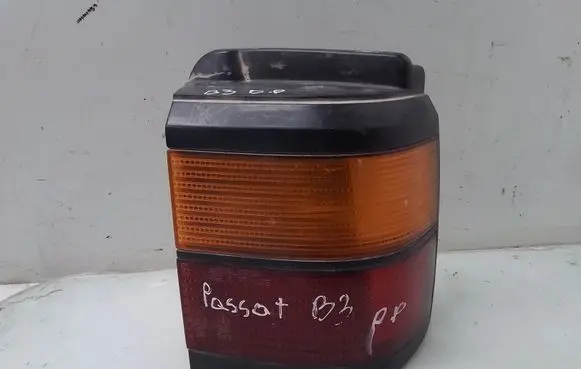 Volkswagen PASSAT B3 Rear/tail lights