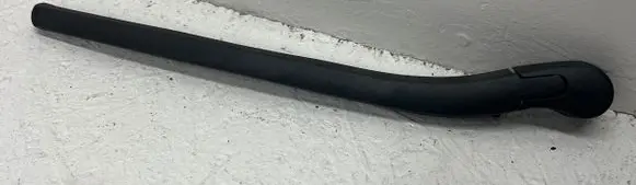 BMW 5 E60 E61 Rear wiper blade 33498