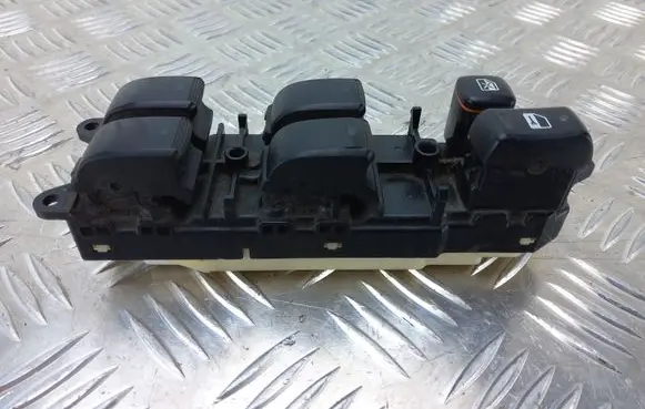 Toyota Avensis Verso Electric window control switch 8404044020 514569