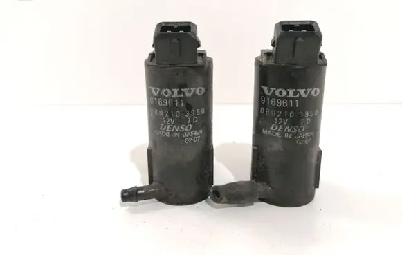 Volvo V70 Windscreen/windshield washer pump 0602103950