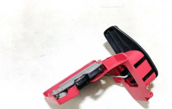 Mazda 3 I Seat back rest lock catch 