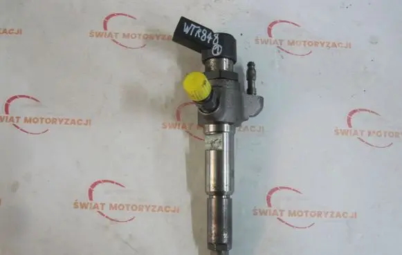 Ford Focus Fuel injector 9802448680