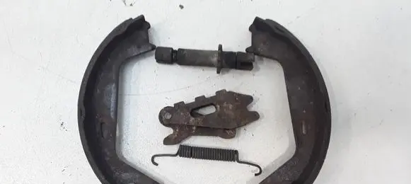 Volvo V70 Handbrake/parking brake pads 