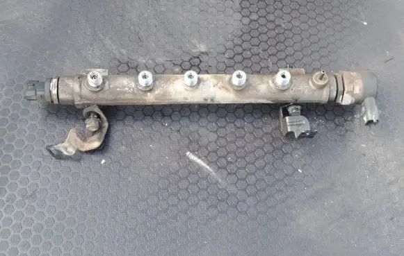 Hyundai Tucson JM Fuel main line pipe 3140027400 0445214085 0681512