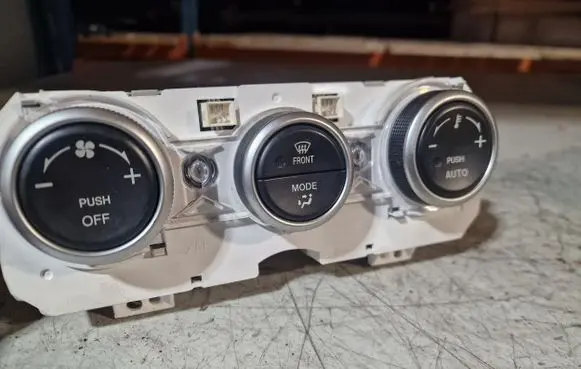Mazda 6 Climate control unit