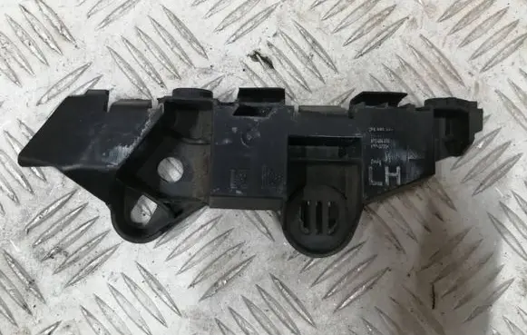 Opel Corsa E Bumper support mounting bracket corner 90000580 473498058