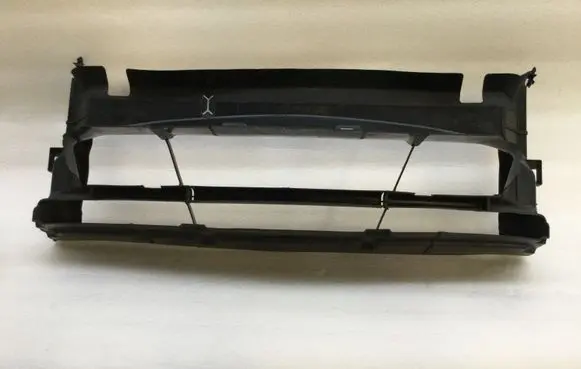 BMW 1 F20 F21 Intercooler air channel guide 7255414