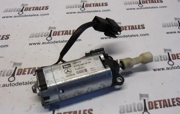 Mercedes-Benz E W211 Steering column adjust motor A2205400288