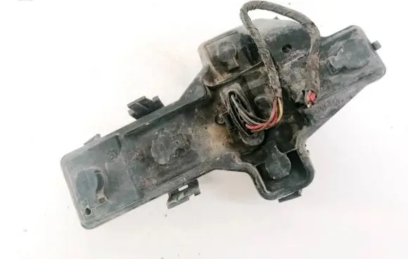 Volkswagen Touran I Tail light bulb cover holder