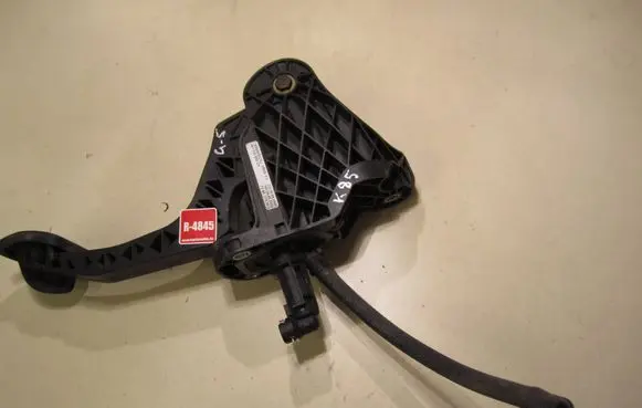 Clutch pedal