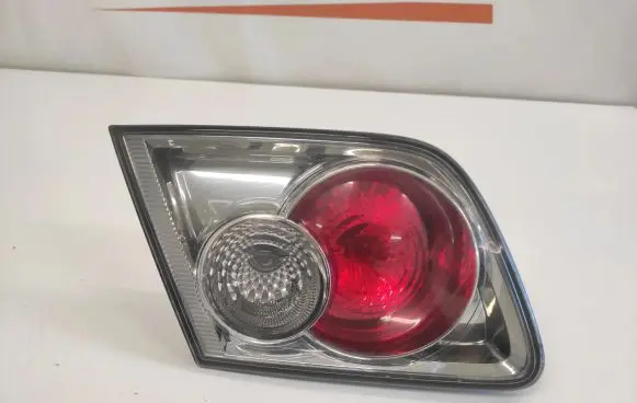 Mazda 6 Tailgate rear/tail lights