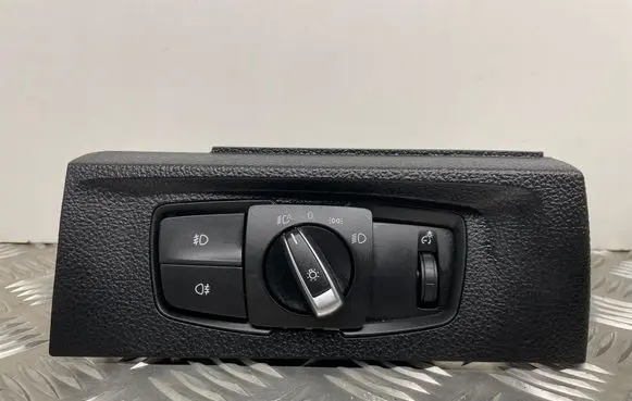 Light switch