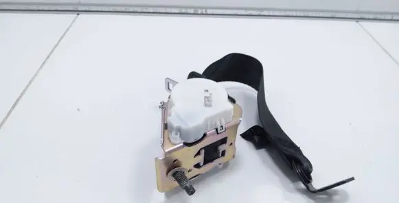 Ford Focus Rear seatbelt 34074772B