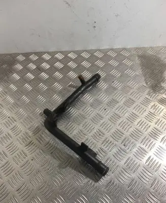 Volkswagen PASSAT B6 Engine coolant pipe/hose 03C121065AC