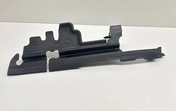 Opel Insignia A Intercooler air guide/duct channel 13266369