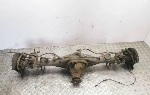 Nissan Navara D23 Rear axle beam with reductor 
