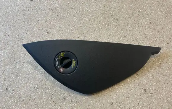 Volvo XC90 Dashboard side end trim 31363696