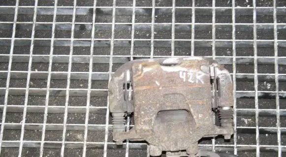 Chevrolet Orlando Front brake caliper