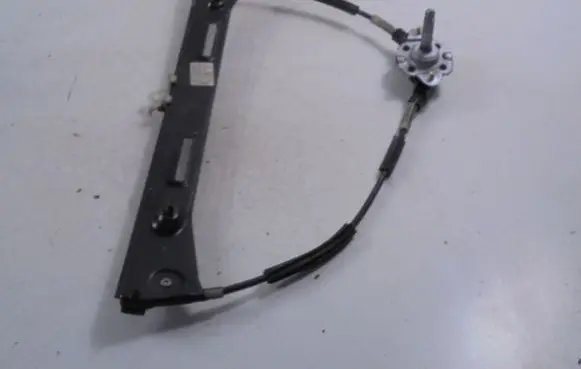 Fiat Panda 141 Front door manual window regulator 46803650