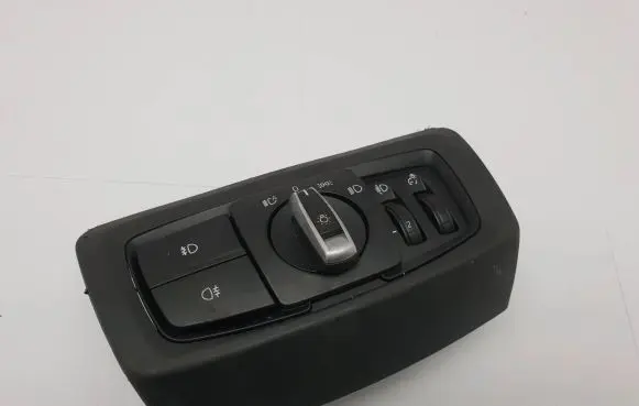 BMW 2 F46 Light switch 9865814 3473040108 362000001205601