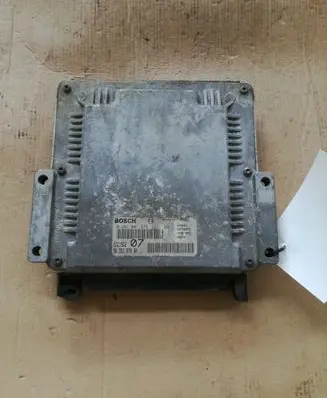 Citroen Xsara Picasso Engine control unit/module 0281001976