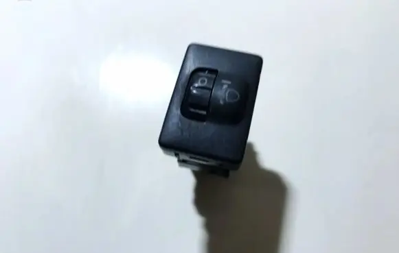 Toyota Prius (XW20) Headlight level height control switch 134159 r134159