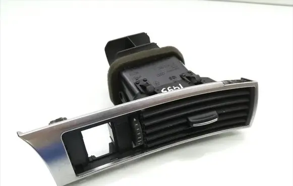 Audi A6 S6 C6 4F Dashboard side air vent grill/cover trim 4F2820902D