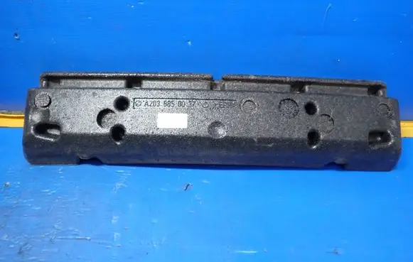 Mercedes-Benz C W203 Front bumper foam support bar A2038850037 B3405