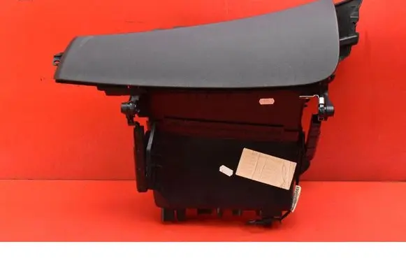 Opel Zafira C Glove box 13293534