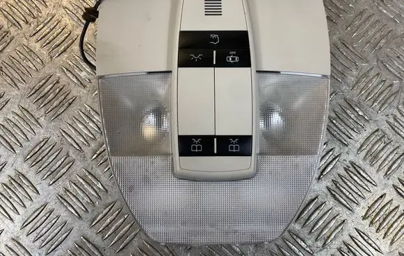 Mercedes-Benz A W169 Front seat light A1698207001 0100622557 2JM00883144