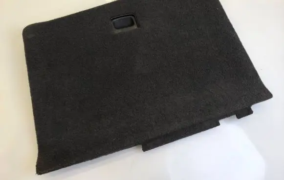 Trunk/boot side trim panel