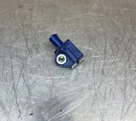 Mercedes-Benz C W204 Airbag deployment crash/impact sensor A2128204926 5WK43872