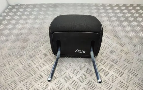 Ford B-MAX Front seat headrest 